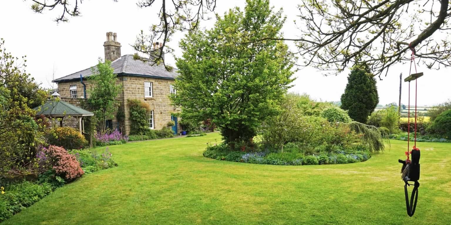 B&B In The Derbyshire Dales - Dannah Farm Country House Ltd